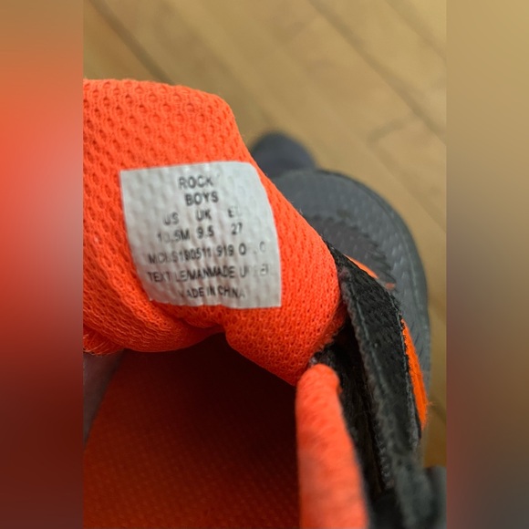 Stride rite light up shoes! - Picture 4 of 5